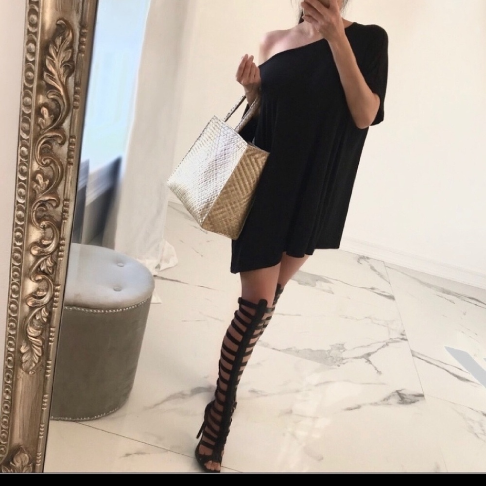 Bahama Breeze Slinky Tunic